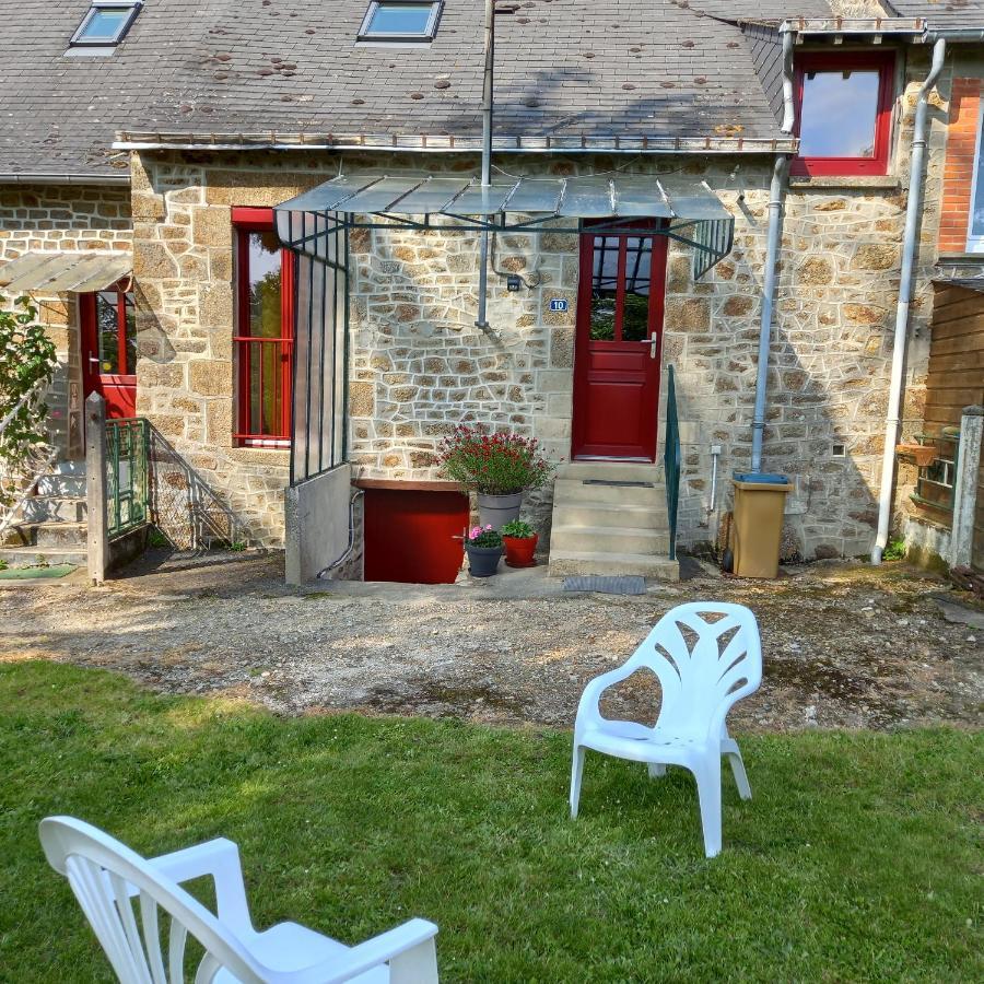 Chez Jojo A St Fraimbault Villa Saint-Fraimbault-de-Prieres Exterior photo
